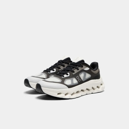 Cloudtilt Remix Black / Ivory